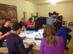 Maestros aprendiendo a aplicar el proyecto